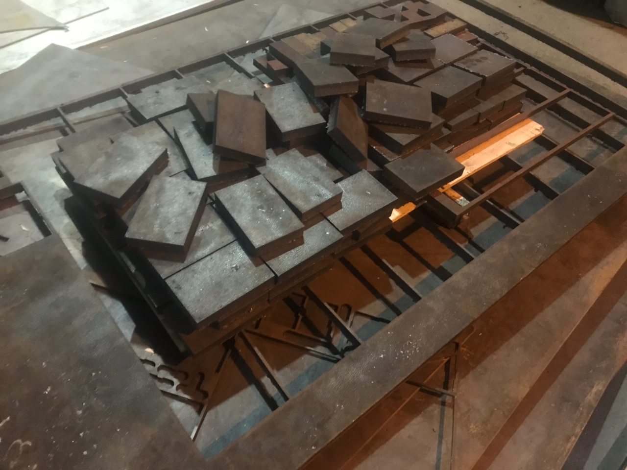 نمونه کار برش لیزر ورق آهن